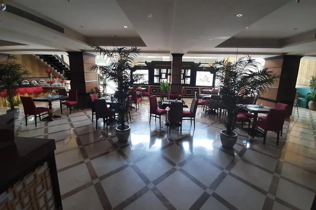 Capital O 549 The Blue Rose Hotel Jeddah