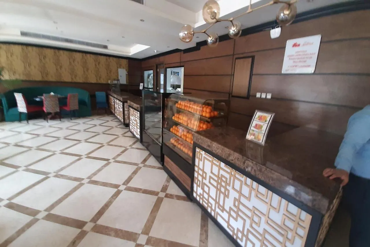 Capital O 549 The Blue Rose Hotel Jeddah